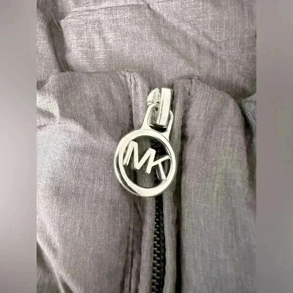 Michael Kors Women’s Packable Down Fill Puffer Coat Size XS - Picture 12 of 16